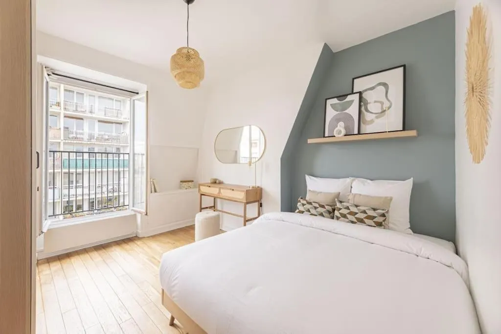 Apartment 1 Bedroom # Paris 14 # Alesia France